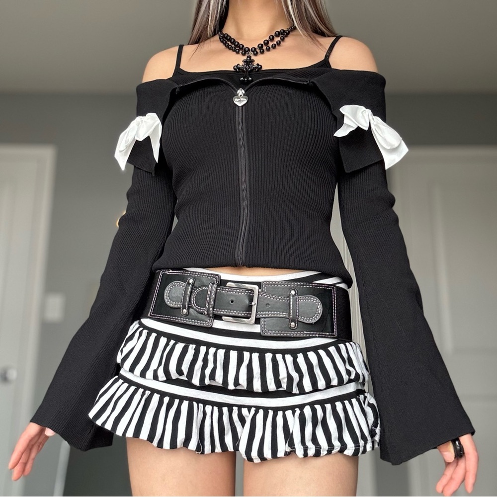 NWT Dolls Kill Sugar Thrillz Bowtie Zip Up Ribbed Cardigan - Picture 2 of 11